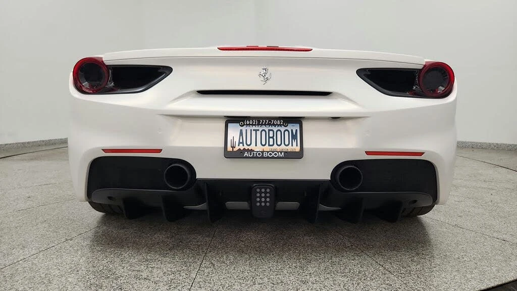 2017 Ferrari 488 Spider - Image 20 of 31