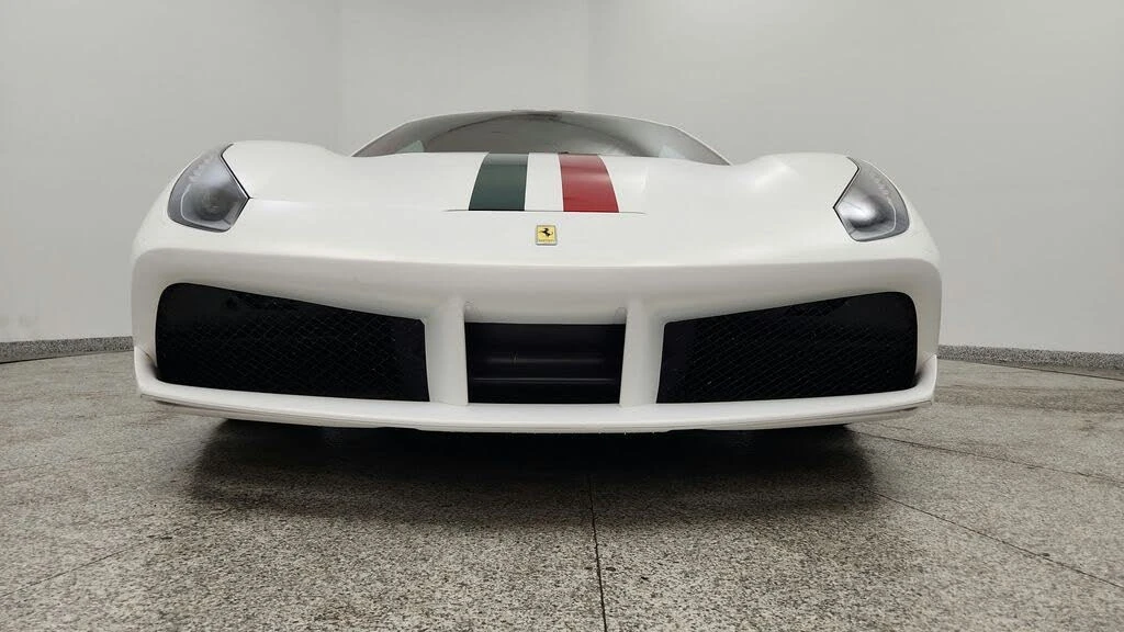 2017 Ferrari 488 Spider - Image 10 of 31