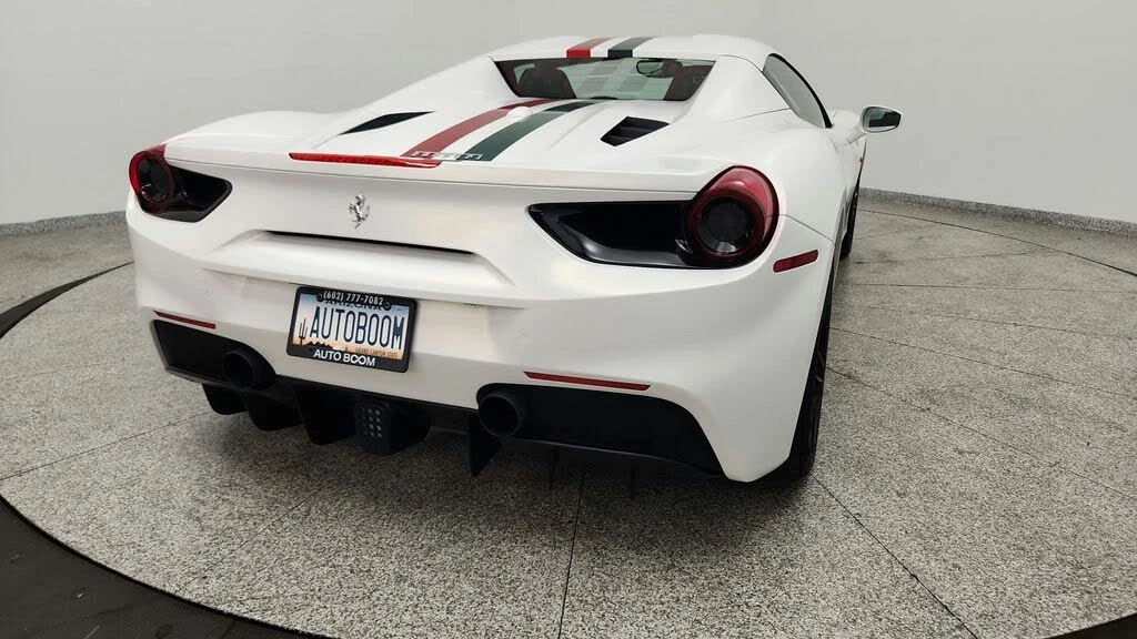 2017 Ferrari 488 Spider - Image 21 of 31