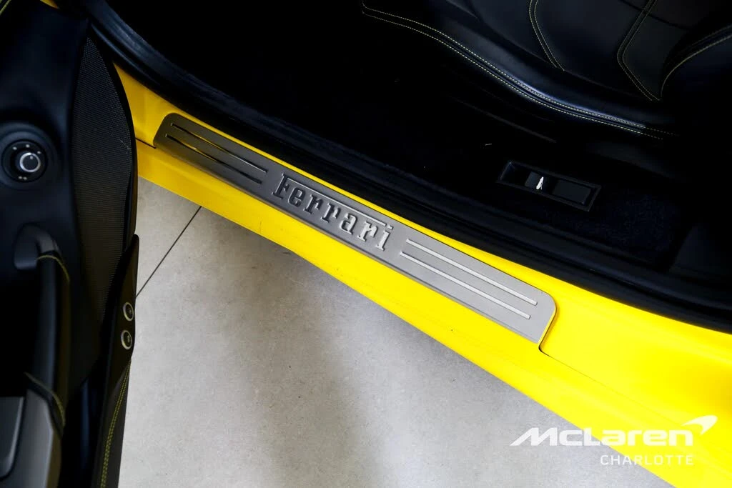 2017 Ferrari 488 Spider - Image 17 of 31