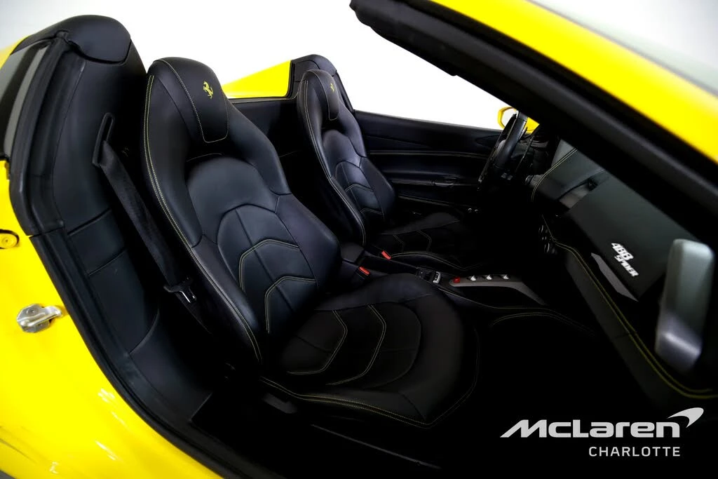 2017 Ferrari 488 Spider - Image 21 of 31