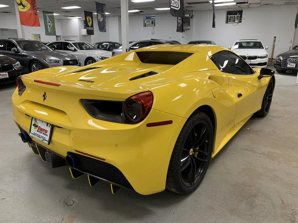 2017 Ferrari 488 Spider - Image 6 of 31