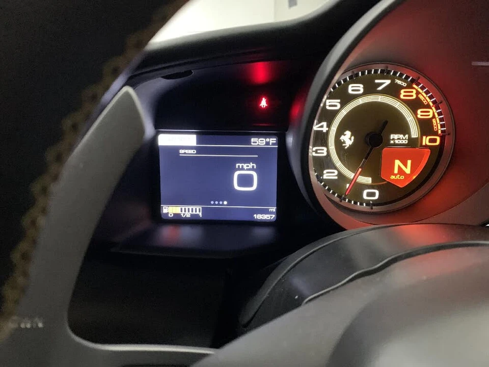 2017 Ferrari 488 Spider - Image 23 of 31