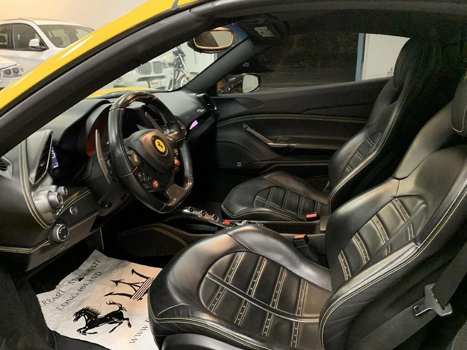 2017 Ferrari 488 Spider - Image 16 of 31