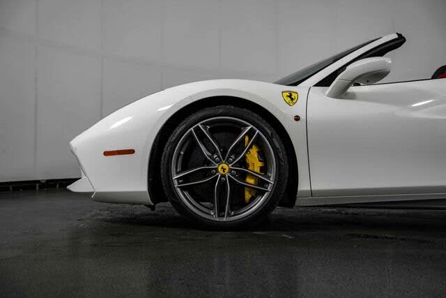 2017 Ferrari 488 Spider - Image 12 of 31