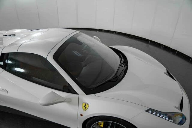 2017 Ferrari 488 Spider - Image 30 of 31