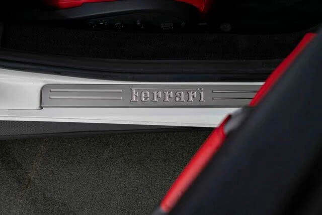 2017 Ferrari 488 Spider - Image 25 of 31