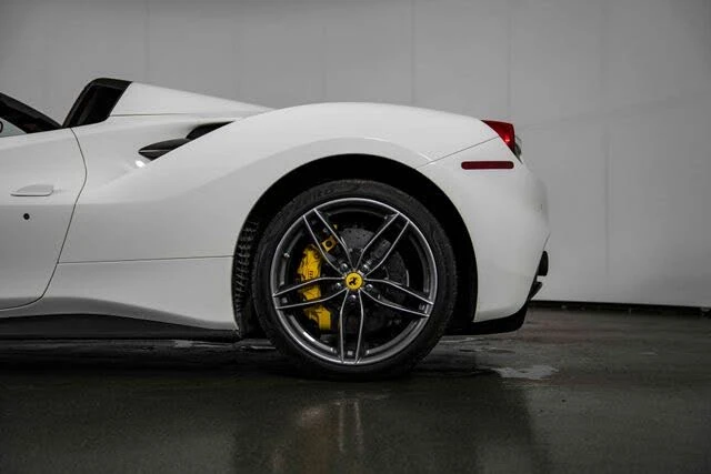 2017 Ferrari 488 Spider - Image 13 of 31