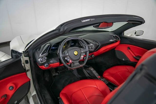 2017 Ferrari 488 Spider - Image 16 of 31