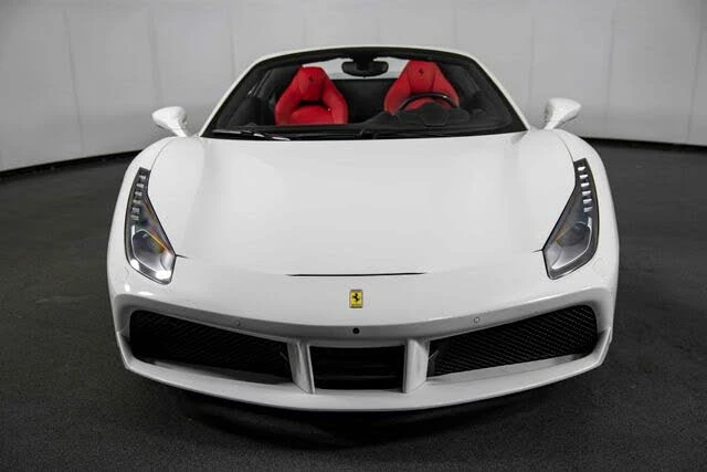 2017 Ferrari 488 Spider - Image 3 of 31