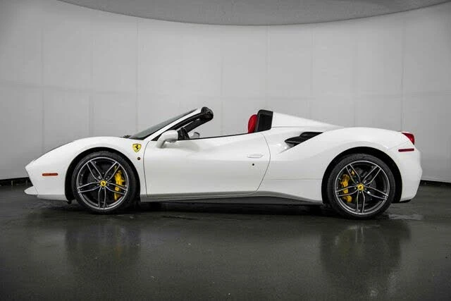 2017 Ferrari 488 Spider - Image 5 of 31