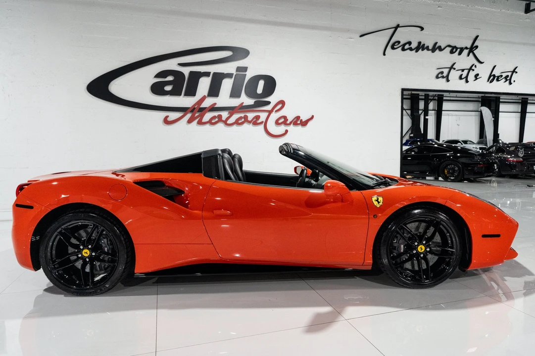 2017 Ferrari 488 Spider - Image 8 of 31