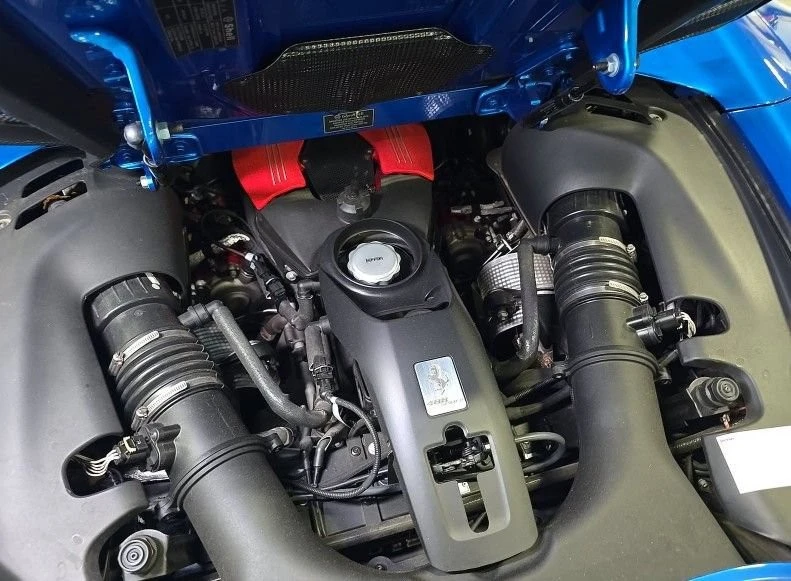 2017 Ferrari 488 Spider - Image 7 of 8