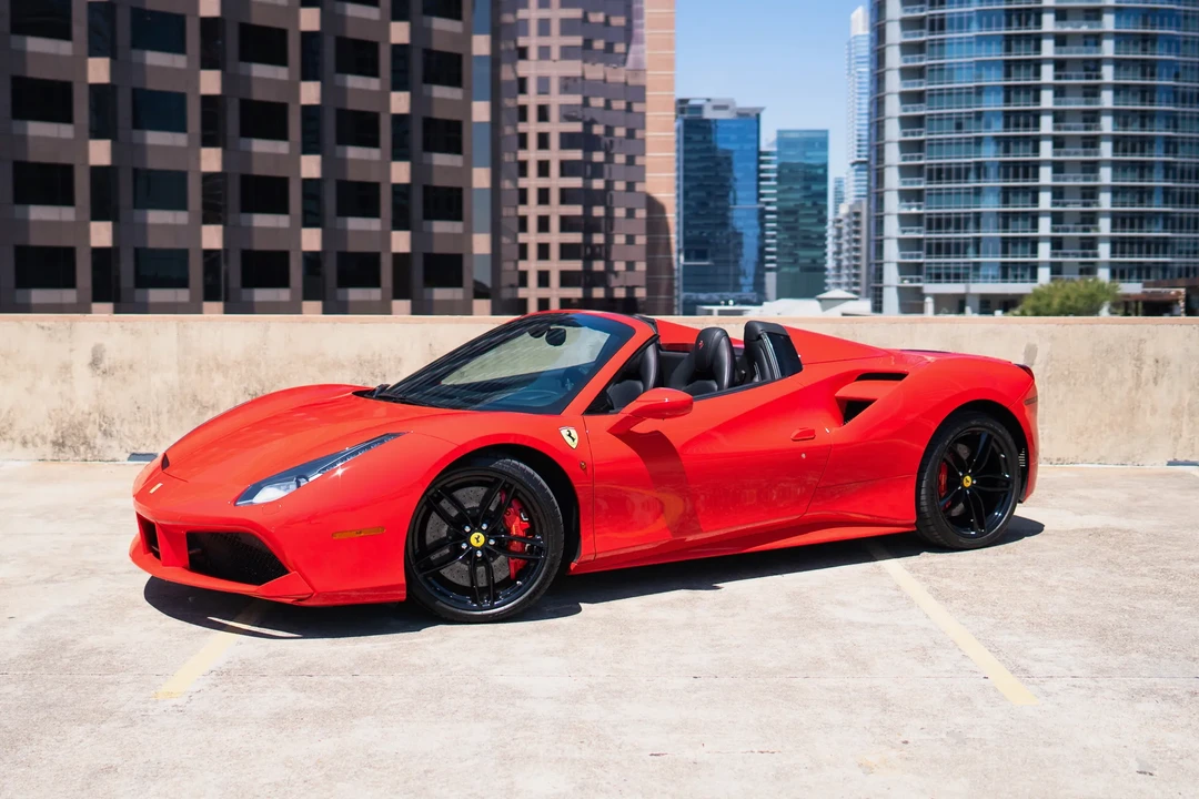 2017 Ferrari 488 Spider - Image 4 of 31