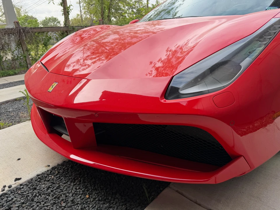 2017 Ferrari 488 Spider - Image 21 of 31