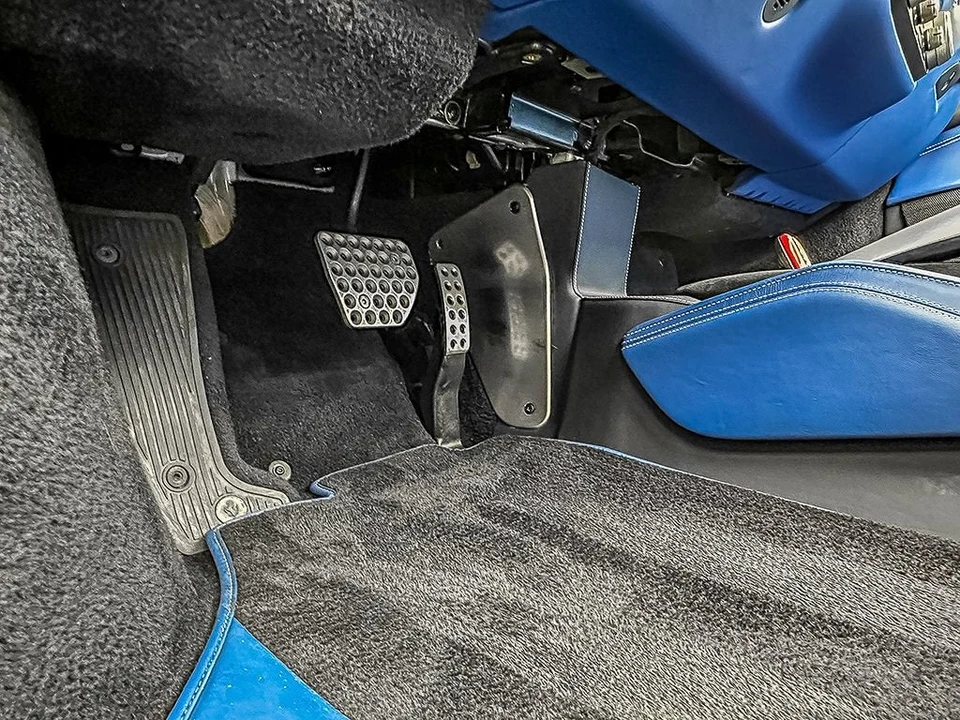 2017 Ferrari 488 Spider - Image 22 of 31