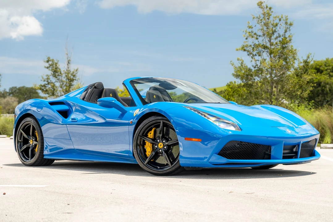 2017 Ferrari 488 Spider - Image 7 of 31