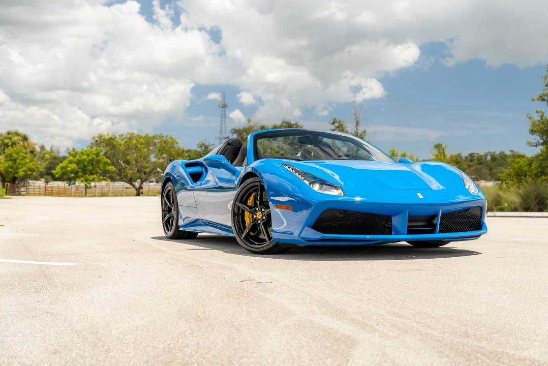 2017 Ferrari 488 Spider - Image 4 of 31