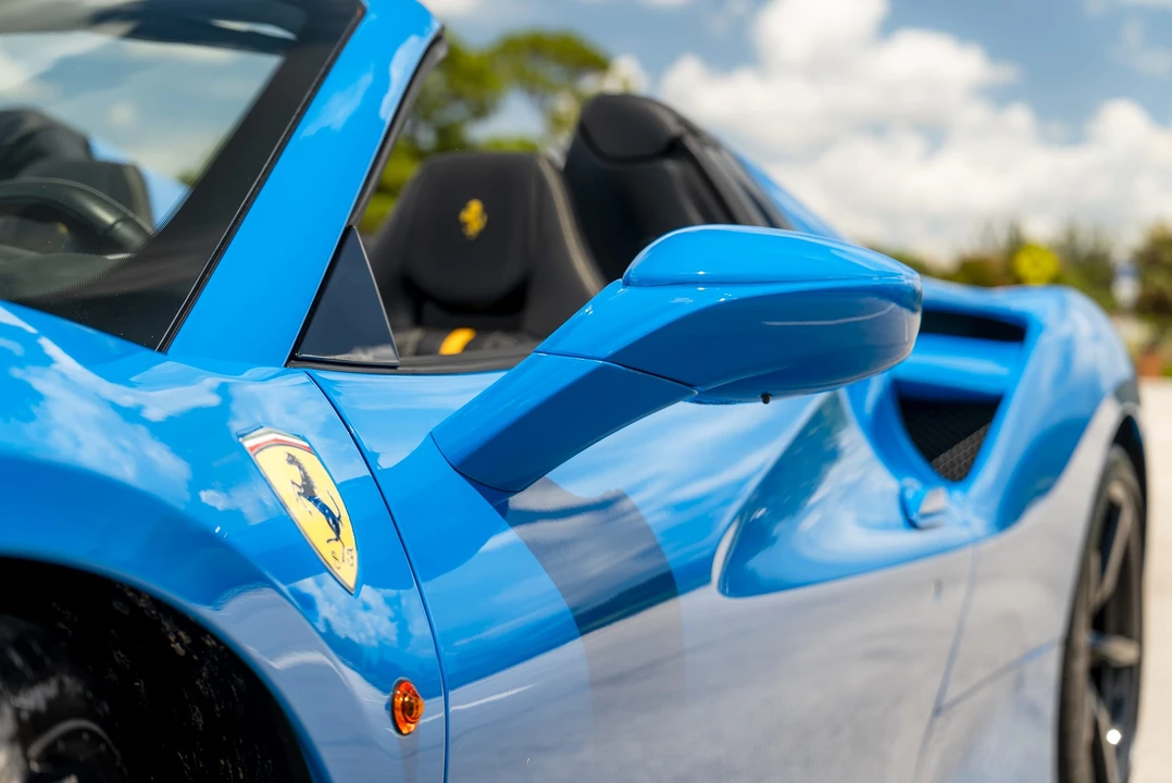 2017 Ferrari 488 Spider - Image 20 of 31