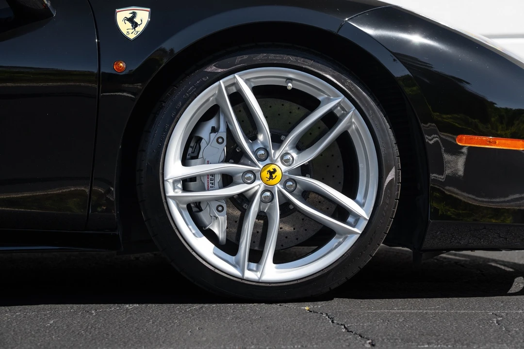 2017 Ferrari 488 Spider - Image 9 of 21