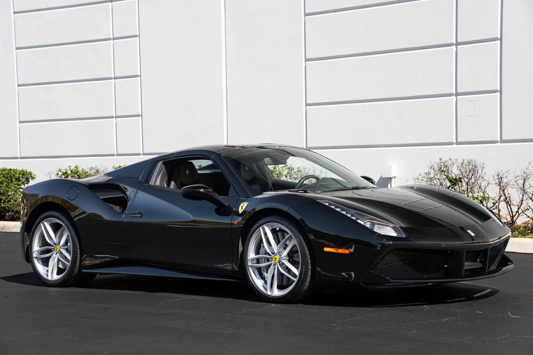 2017 Ferrari 488 Spider - Image 4 of 21