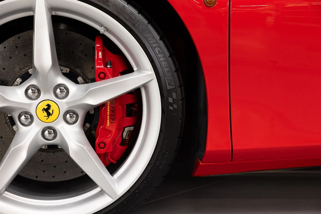 2017 Ferrari 488 Spider - Image 20 of 31