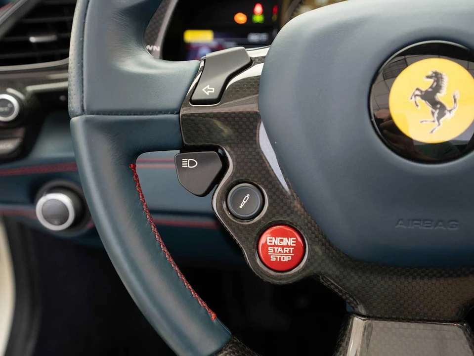 2017 Ferrari 488 Spider - Image 23 of 31