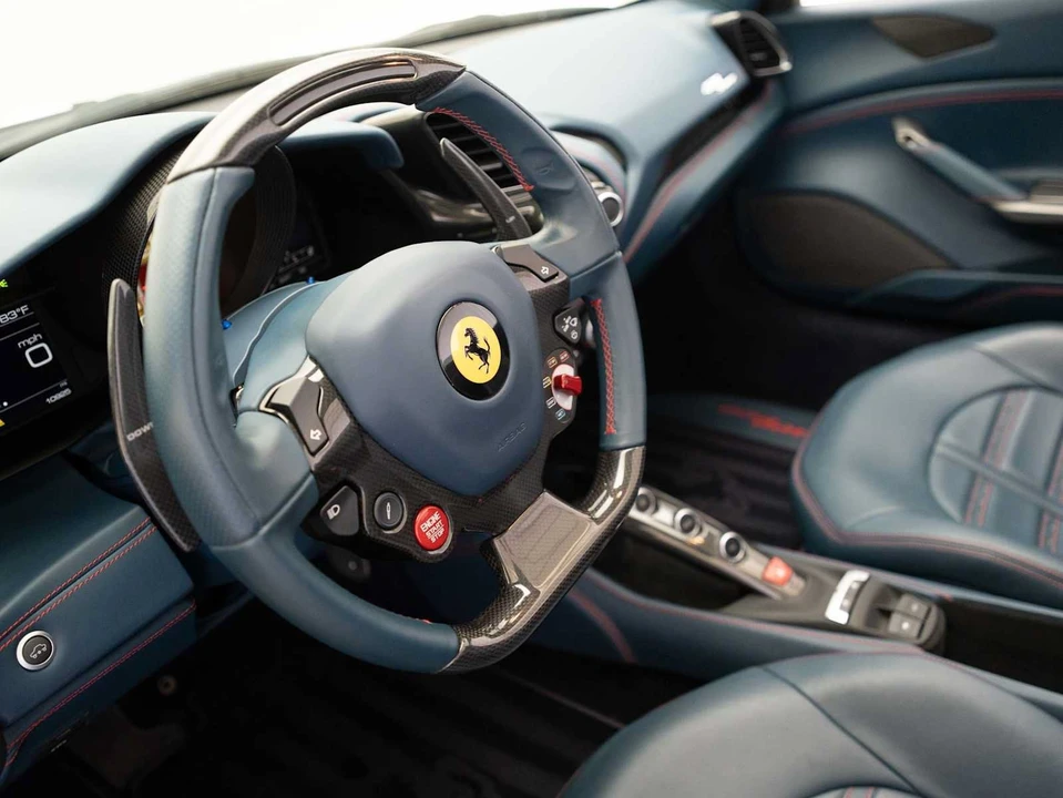 2017 Ferrari 488 Spider - Image 17 of 31
