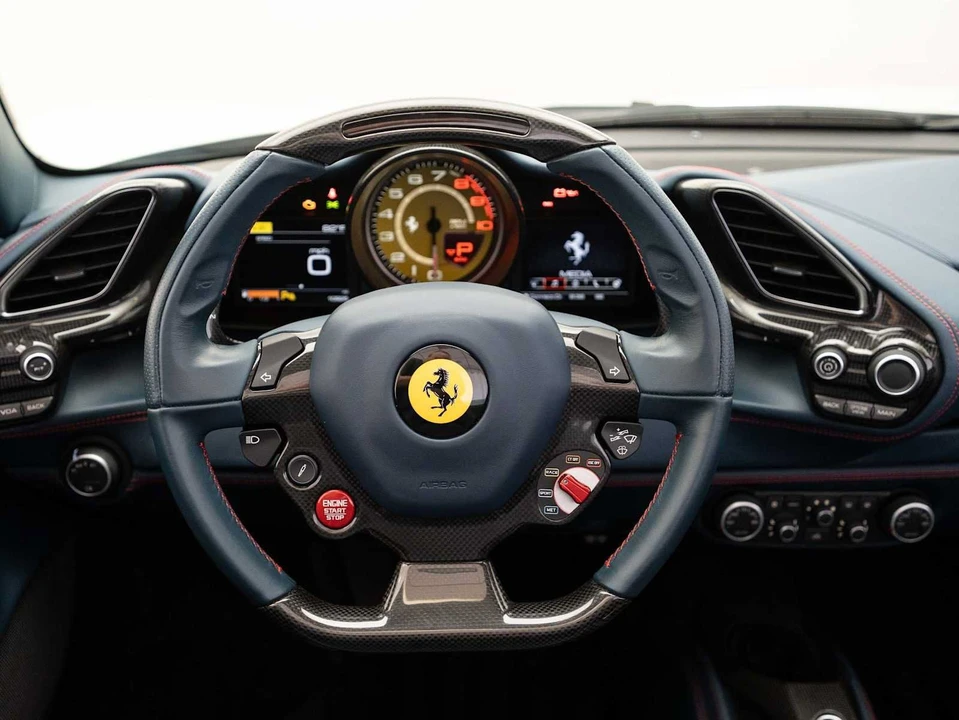 2017 Ferrari 488 Spider - Image 21 of 31