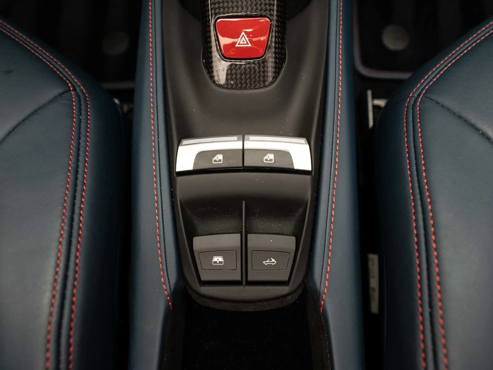 2017 Ferrari 488 Spider - Image 28 of 31