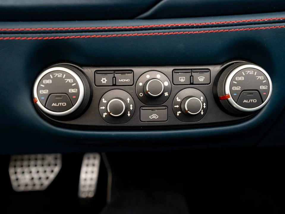 2017 Ferrari 488 Spider - Image 26 of 31