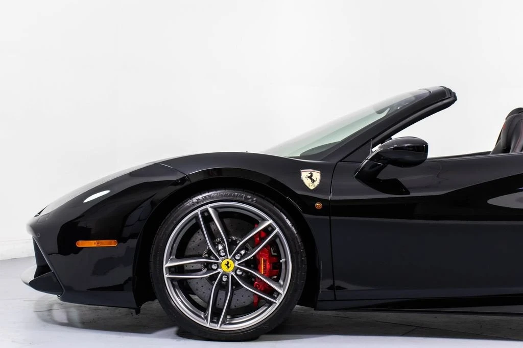 2017 Ferrari 488 Spider - Image 28 of 31
