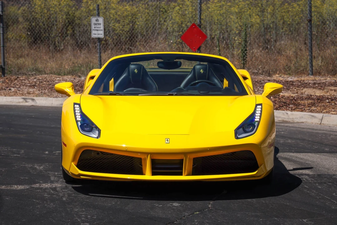 2017 Ferrari 488 Spider - Image 5 of 31