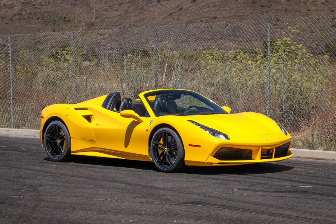 2017 Ferrari 488 Spider - Image 7 of 31