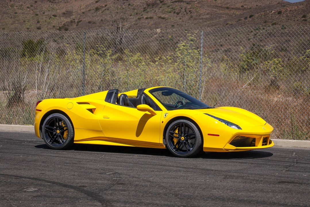2017 Ferrari 488 Spider - Image 8 of 31