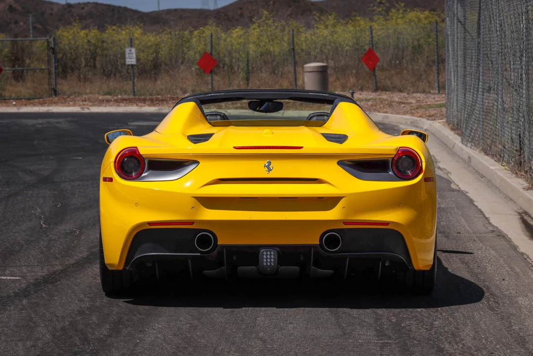 2017 Ferrari 488 Spider - Image 13 of 31