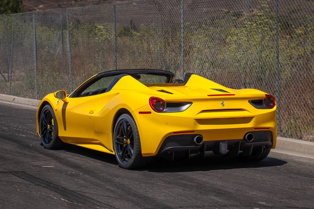 2017 Ferrari 488 Spider - Image 14 of 31