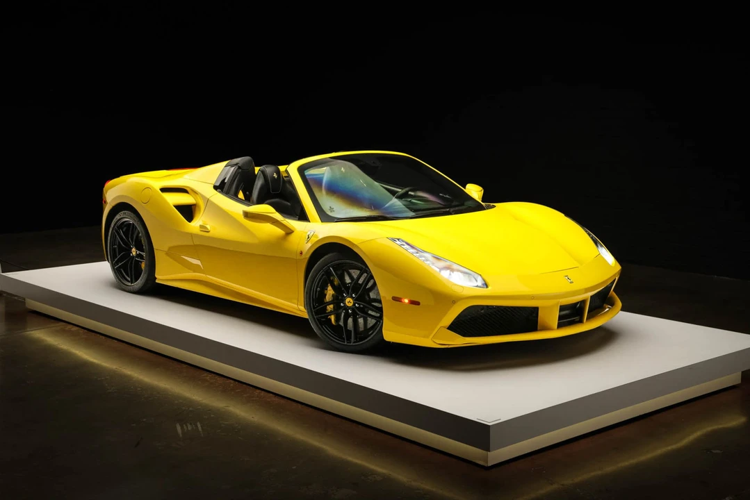2017 Ferrari 488 Spider - Image 27 of 31