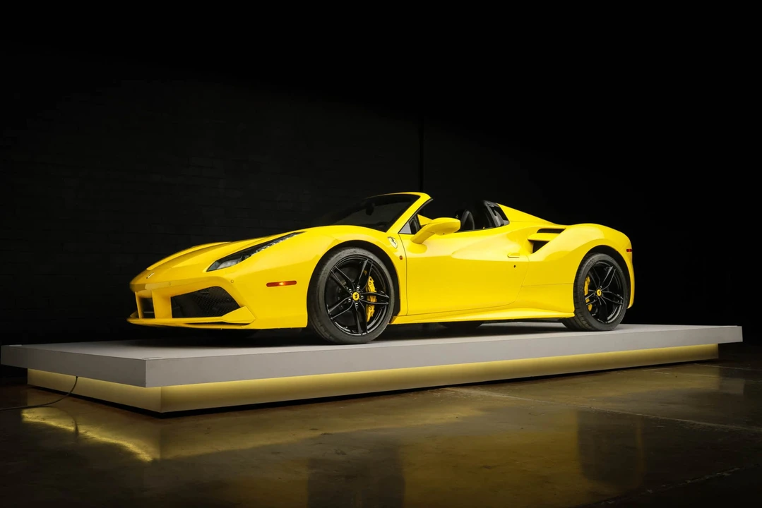 2017 Ferrari 488 Spider - Image 19 of 31
