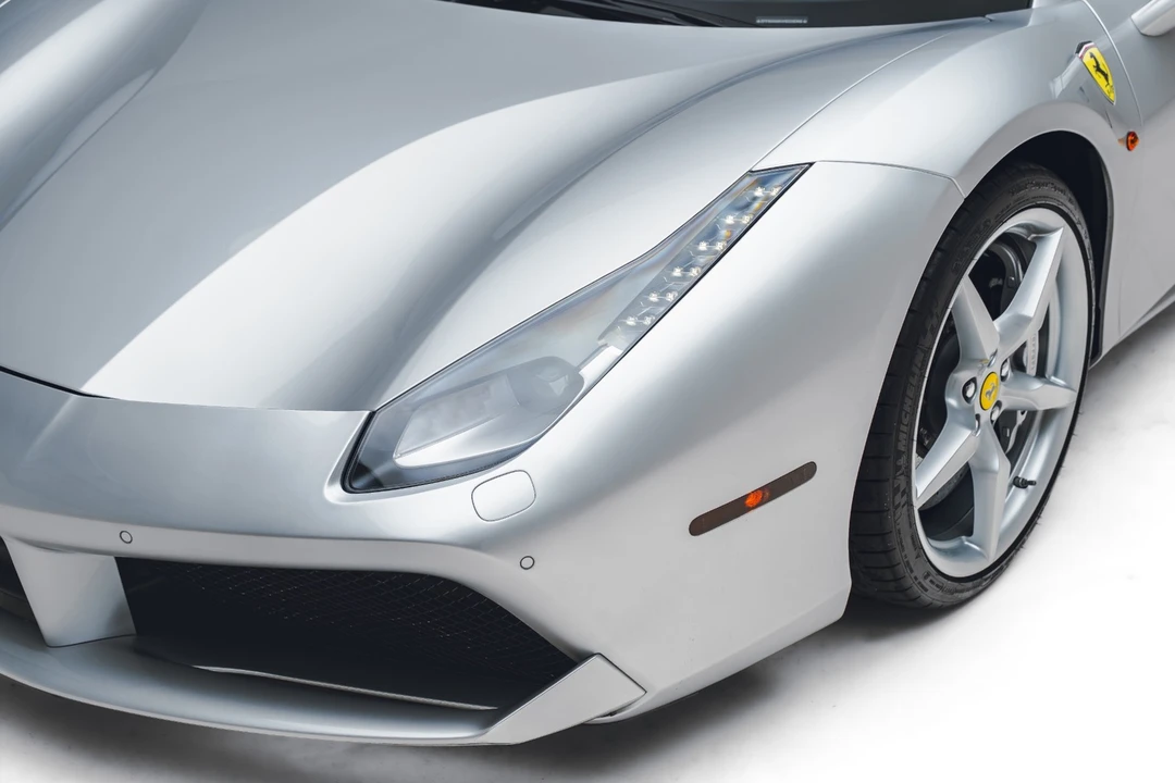 2017 Ferrari 488 Spider - Image 10 of 31
