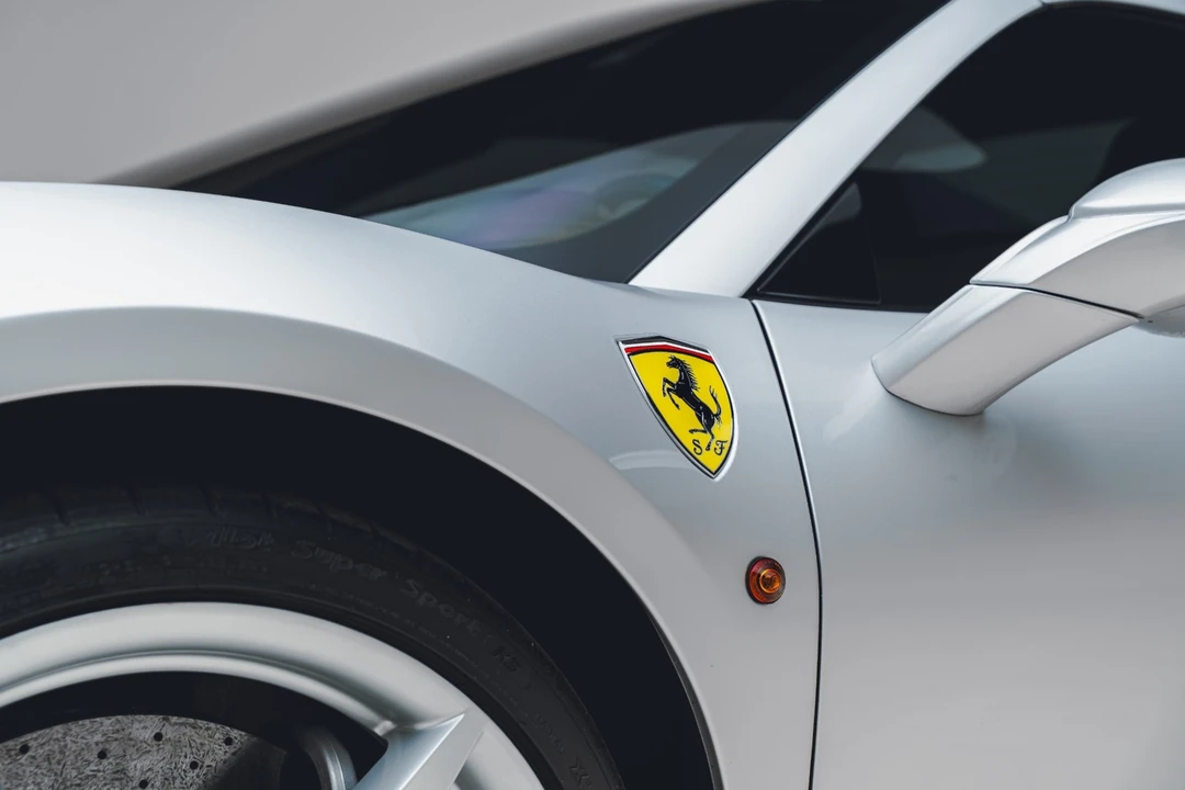 2017 Ferrari 488 Spider - Image 18 of 31