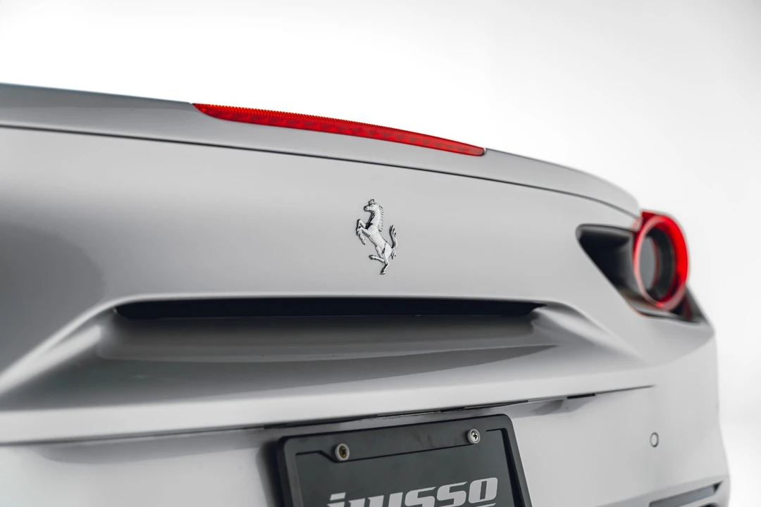 2017 Ferrari 488 Spider - Image 29 of 31