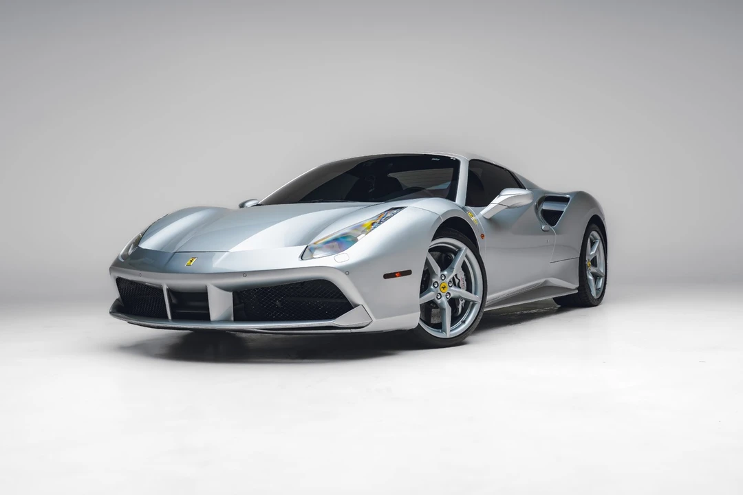 2017 Ferrari 488 Spider - Image 2 of 31