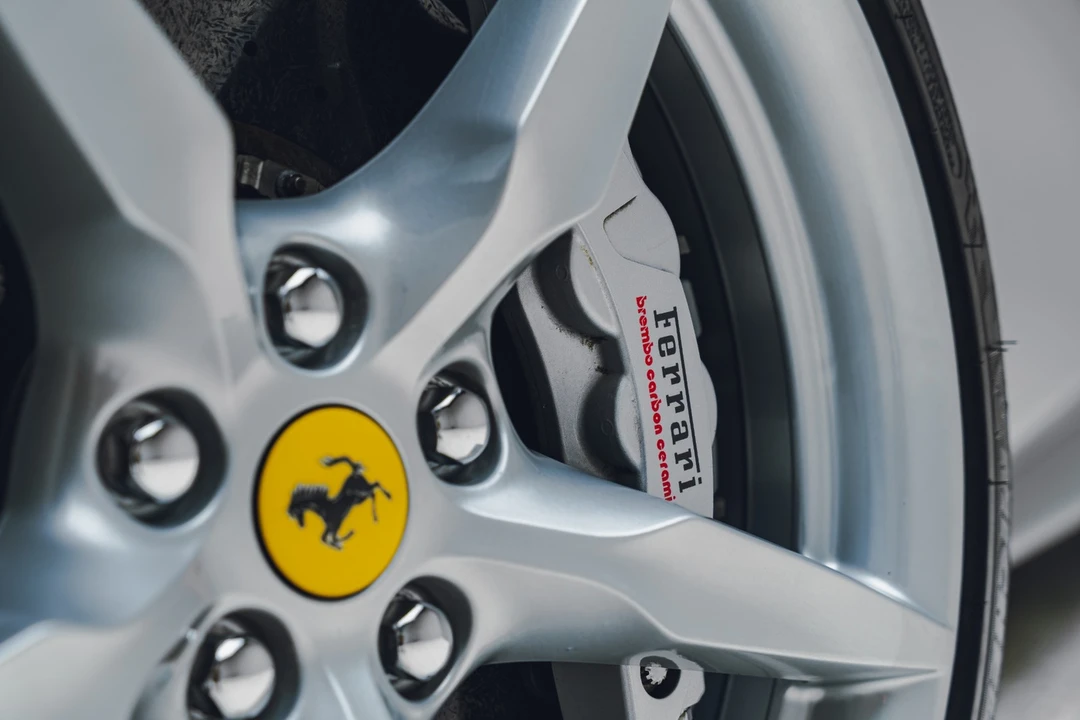 2017 Ferrari 488 Spider - Image 21 of 31