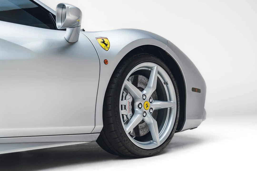 2017 Ferrari 488 Spider - Image 12 of 31
