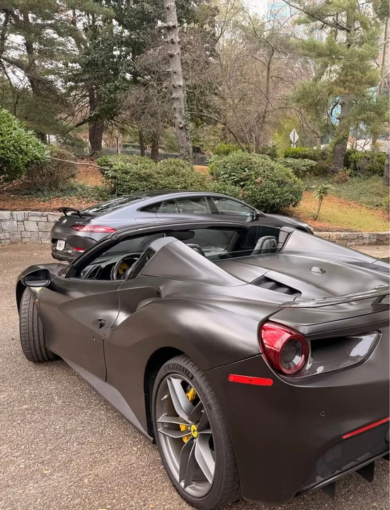 2017 Ferrari 488 Spider - Image 10 of 11