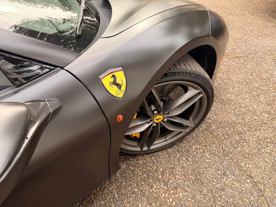 2017 Ferrari 488 Spider - Image 11 of 11