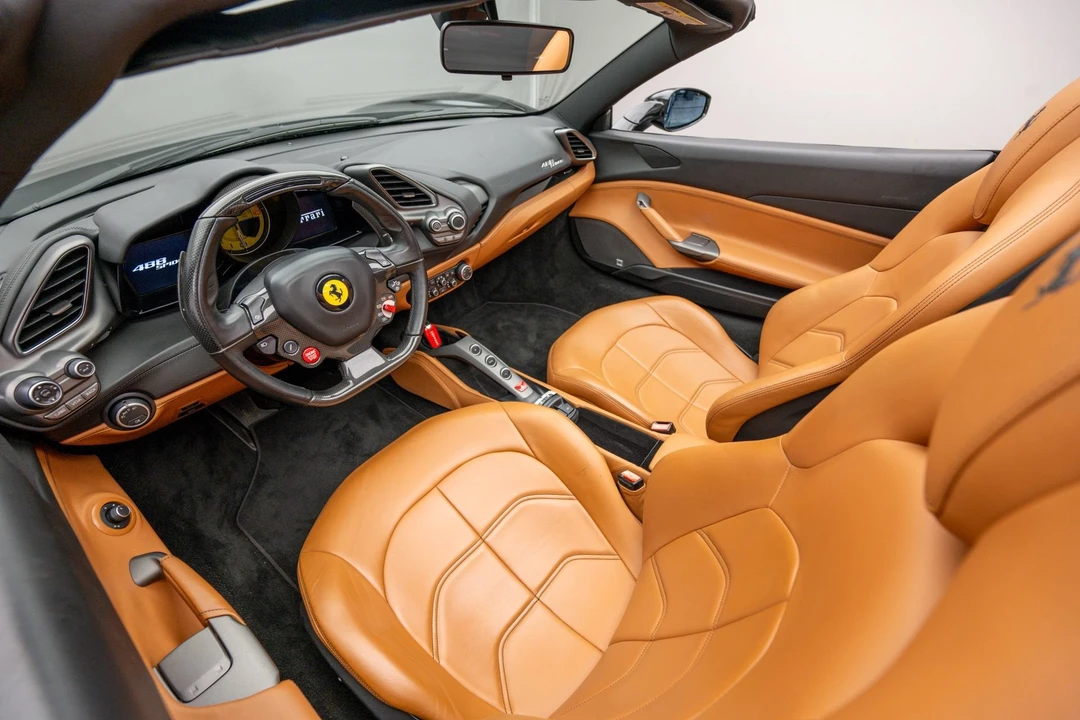 2017 Ferrari 488 Spider - Image 17 of 31