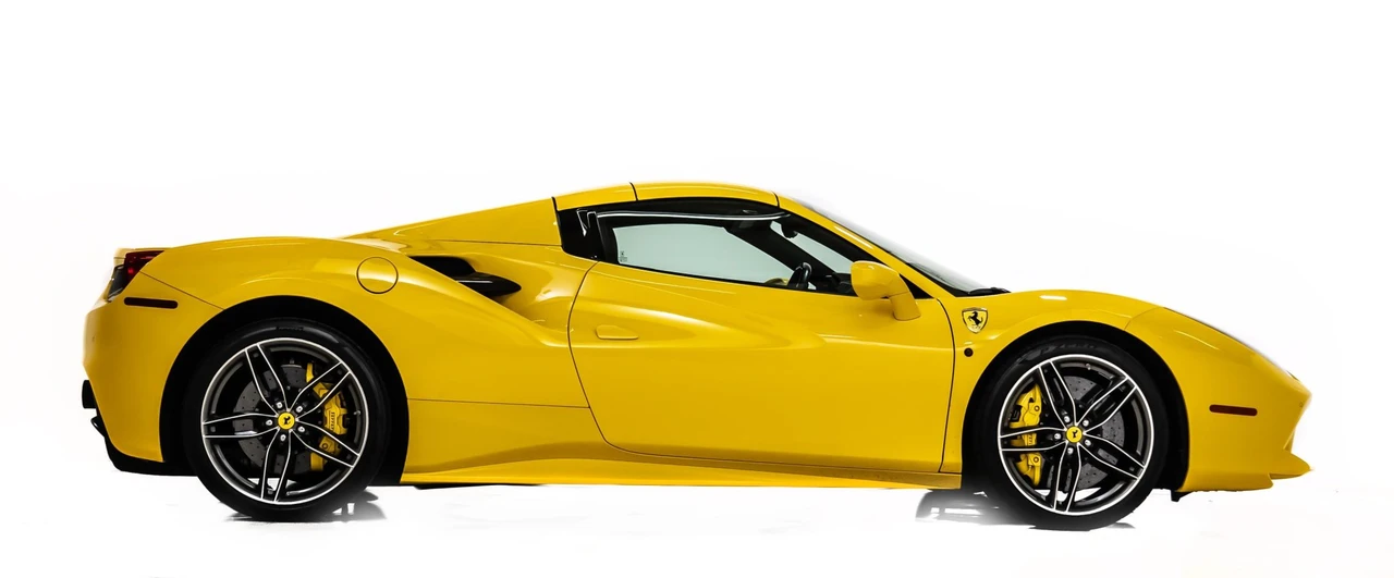 2017 Ferrari 488 Spider - Image 13 of 31
