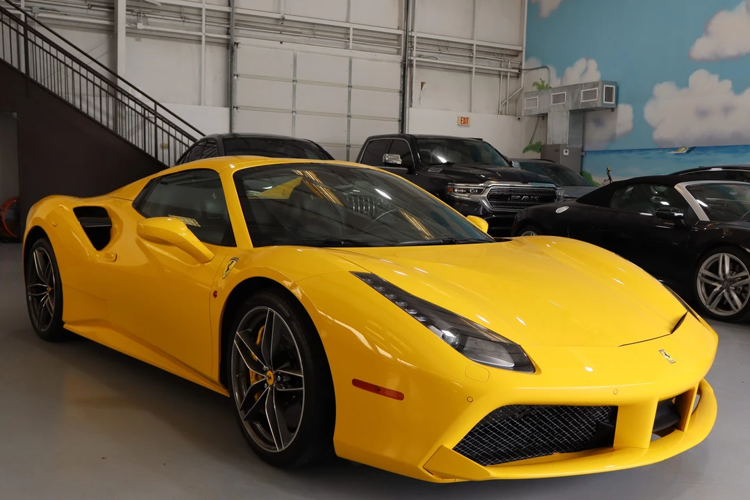 2017 Ferrari 488 Spider - Image 9 of 31